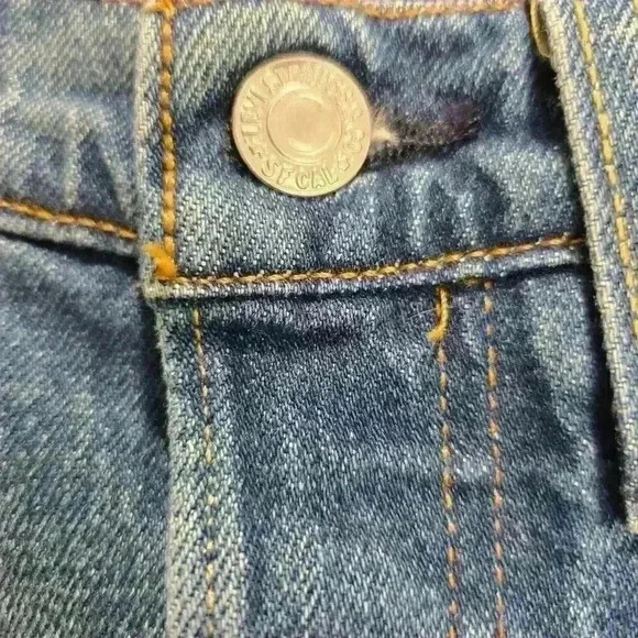 Levi's Women's 501 S Button-fly 25x37 Skinny Jeans Made in the USA - Picture 3 of 16